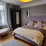 Stylish Townhouse 15 Mins To Laines & Seafront