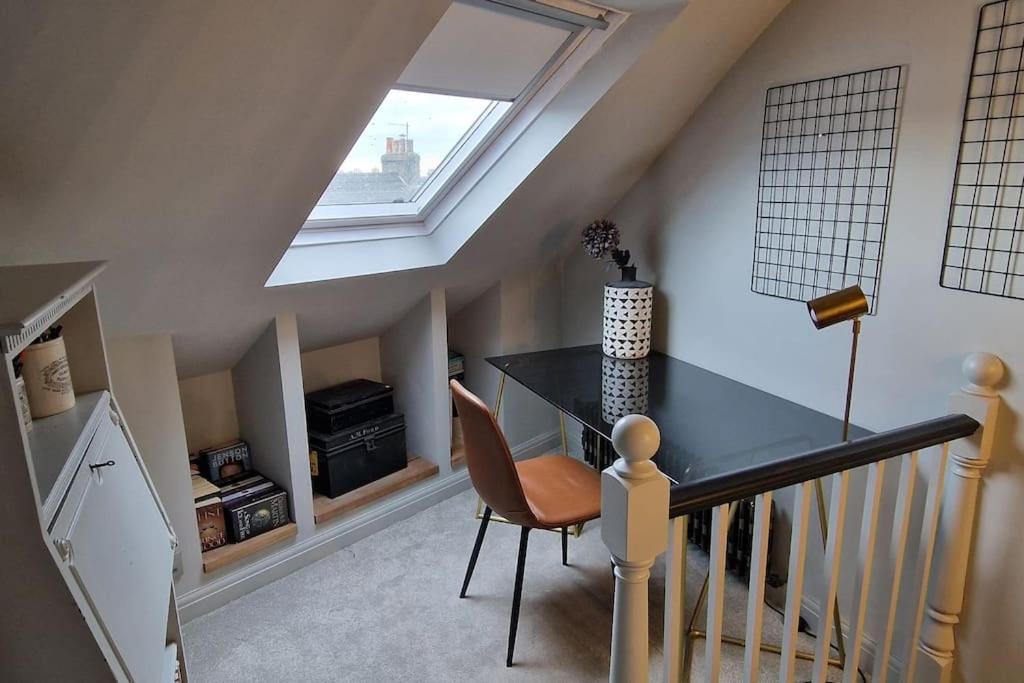 Stylish Townhouse 15 Mins To Laines & Seafront