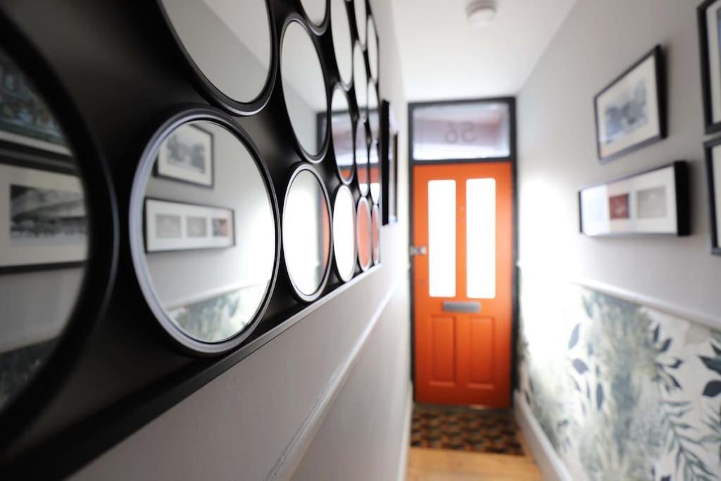 Stylish Townhouse 15 Mins To Laines & Seafront Holiday home Brighton